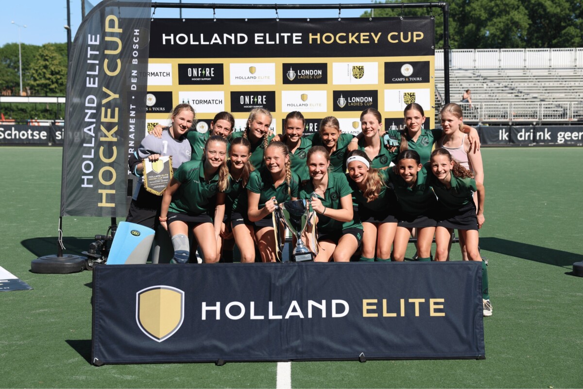 Winners of the Holland Elite Hockey Cup: Club Raffelberg e. V.